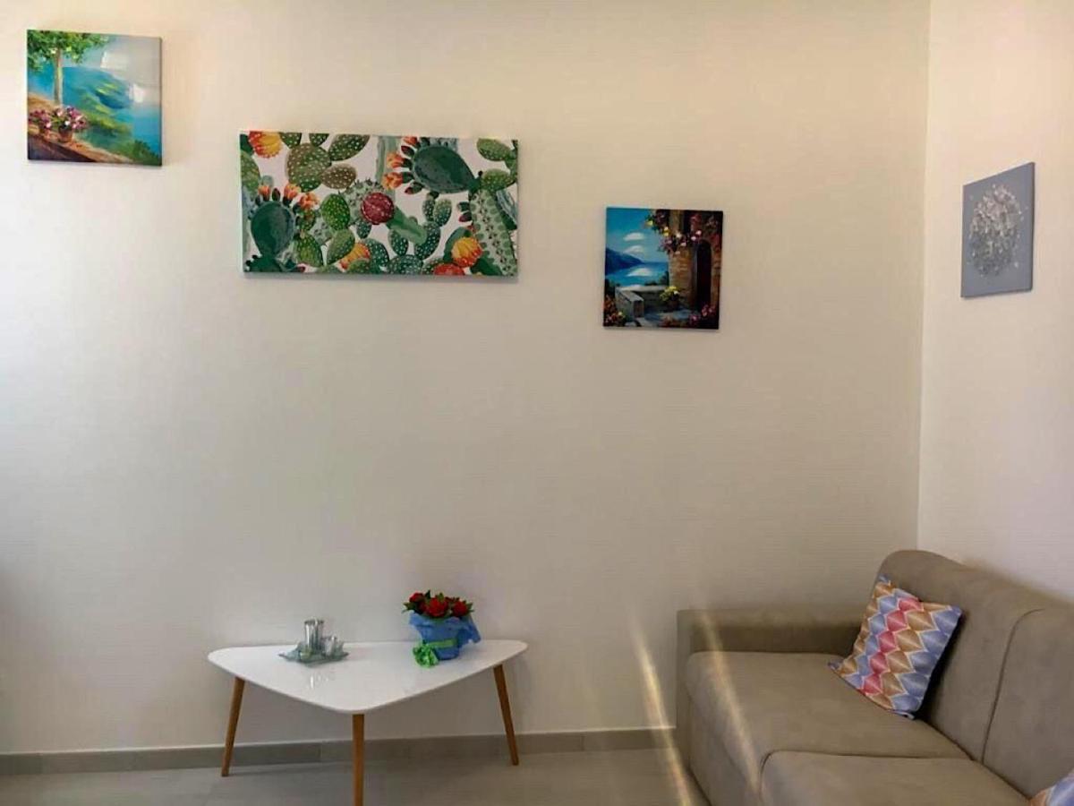 Via Aurispa 60 Apartamento